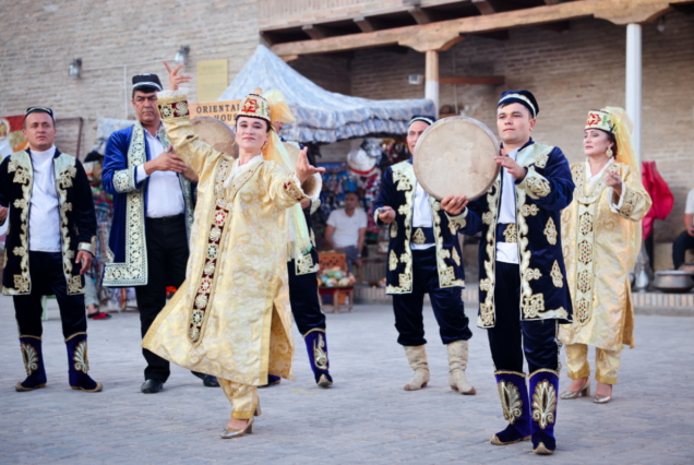 Uzbekistan_agencija Slonček